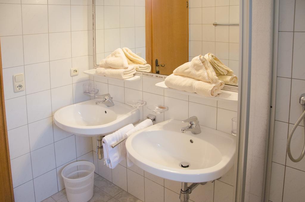 Pezza Lischa Lägenhet Kappl  Rum bild